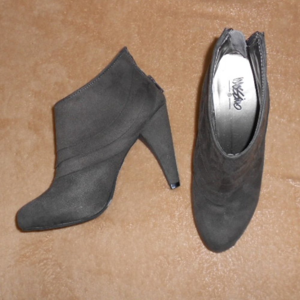 Missimo Gray Booties!